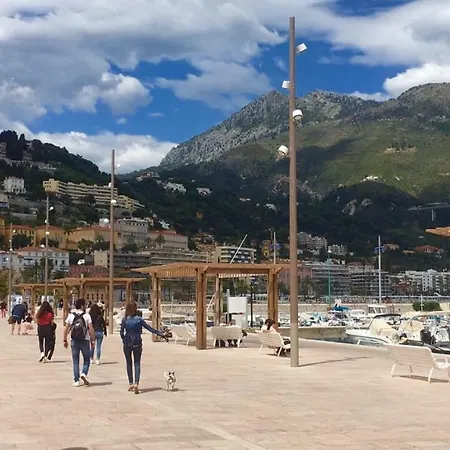 Le Val Super With Free Parking Apartment